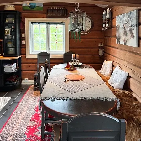 Soulful With Ski-in Access In Dom wakacyjny
